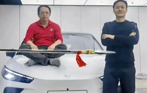开云电竞网页版-三年亏光183亿！周鸿祎的造车梦，为何成了一地鸡毛？