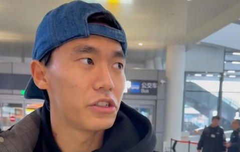开云电竞网页版-胡荷韬：感谢球迷前来接机，因为有他们我们才更有动力